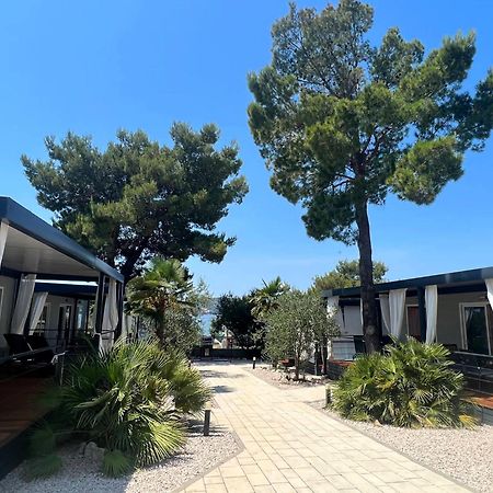Dalmaris Camp - Prestige Mobile Homes Biograd Na Moru Exterior photo