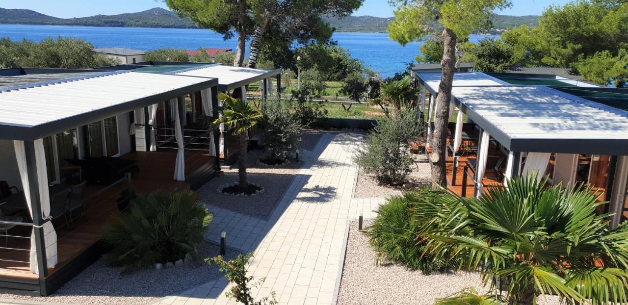 Dalmaris Camp - Prestige Mobile Homes Biograd Na Moru Exterior photo